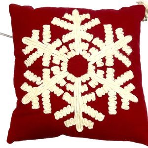 Snowflake decorative pillows